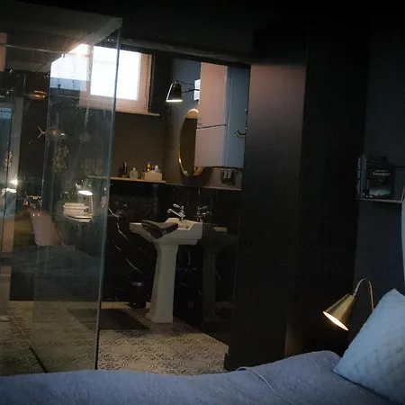 Offsuite Hotel
