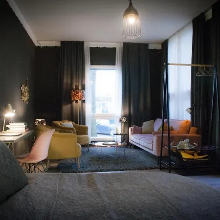 Offsuite Hotel *